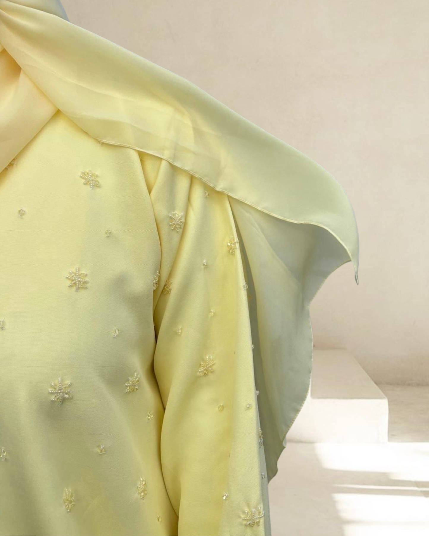 Abaya Golden Sun - عباية الشمس الذهبية